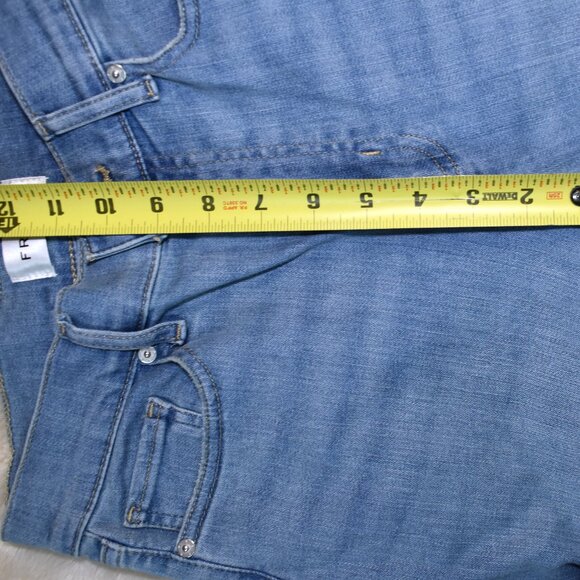 FRAME High Rise Wide Leg Jeans Women’s Size 26 Light Wash Stretchy Denim - Picture 8 of 12
